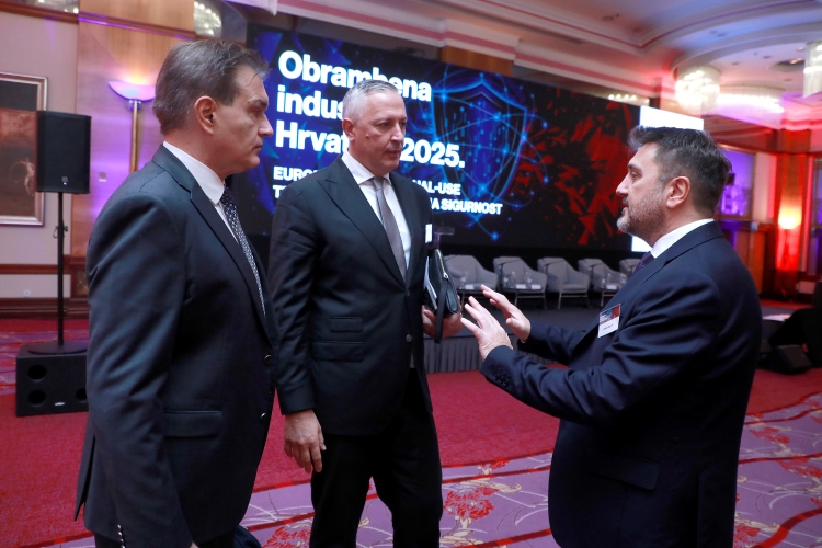 4 b gm_konferencija_obrana47-051125.jpg